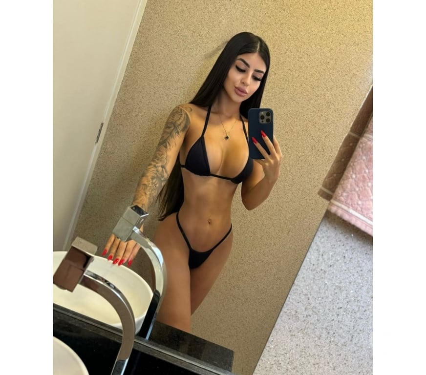 Escorts South East London Camberwell - South East London - Photos for 🍭SWEET PETITE DOLL•MODEL BODY•DISCREET INCALL✨