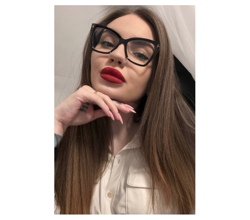 Escorts Merseyside Saint Helens - Photos for NAUGHTY LADY-PARTY WOMAN