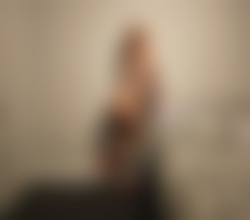 Escorts West Yorkshire Leeds - Photos for Now in Leeds whatsapp confirmation! Webcam show!