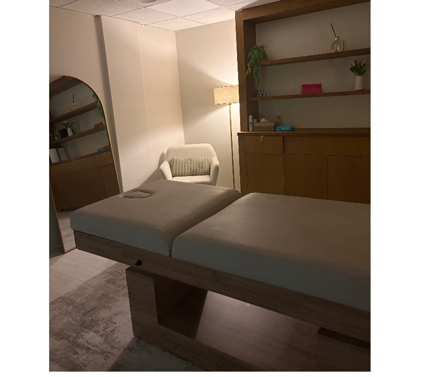Escorts Central London Liverpool Street - Central London - Photos for Gabby Elegant Massage