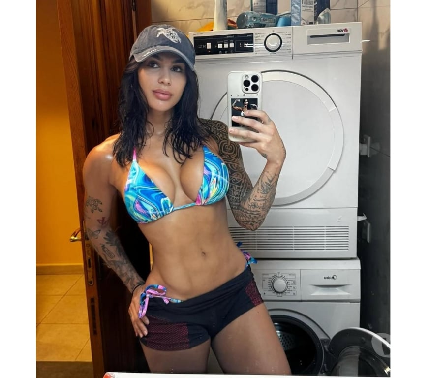 Escorts Hertfordshire Watford - Photos for Elaine Classy GFE 💋 Naughty Fun Party😝