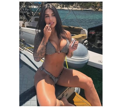 Escorts and Massages Watford Town Centre Watford - Photos for Elaine Classy GFE 💋 Naughty Fun Party😝