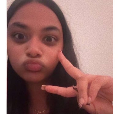  Escorts Lewisham South East London - Photos for South Asian 18 year old