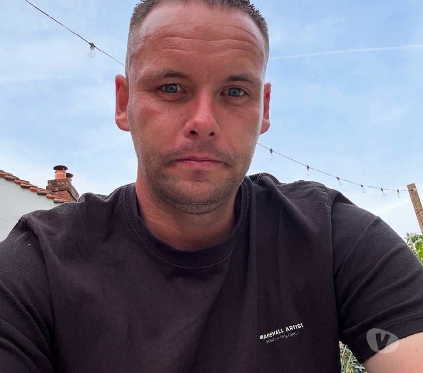 Escorts West Berkshire Reading - West Berkshire - Photos for Hi guys my name is Shaun