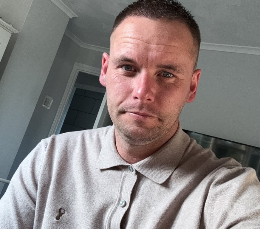 Escorts West Berkshire Reading - West Berkshire - Photos for Hi guys my name is Shaun