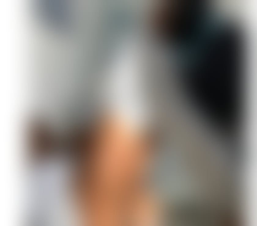 Escorts Romford Havering - Photos for FEW DAYS IN TOWN CURVY 💋💥