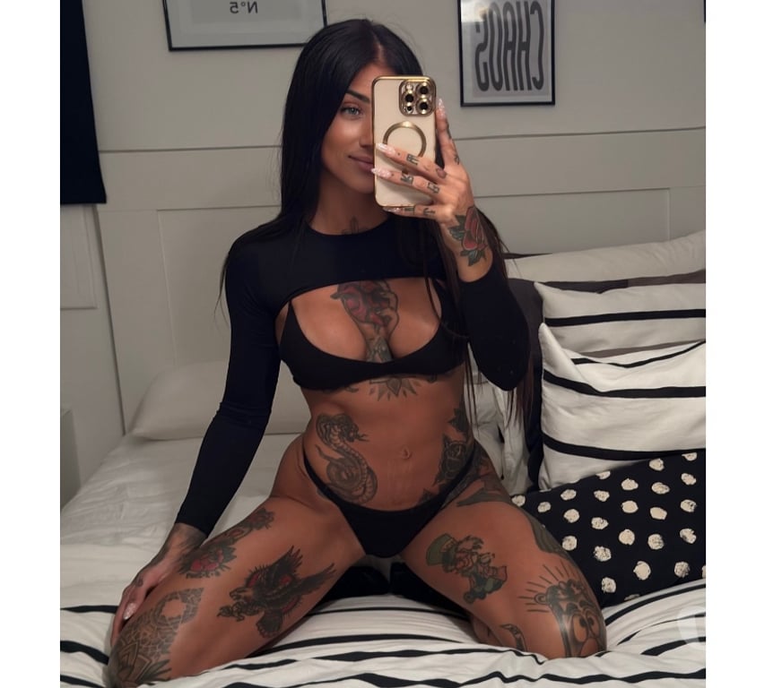 Escorts Oxfordshire Oxford - Photos for Mel🍯SWEET STUDENT 💦1st OXFORD PARTY HERE