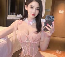 Stunning Asian Escort is Available For You 07752267770