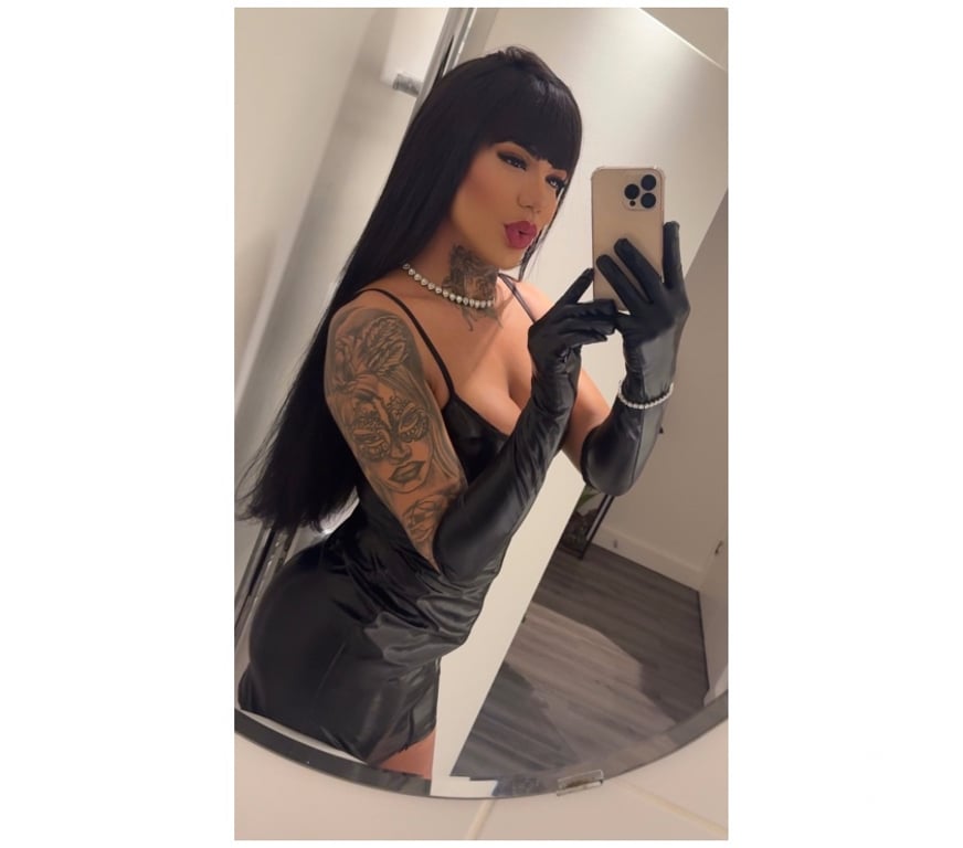 Trans Escorts Hertfordshire Watford - Photos for Nicole is hot 🍆😋💦