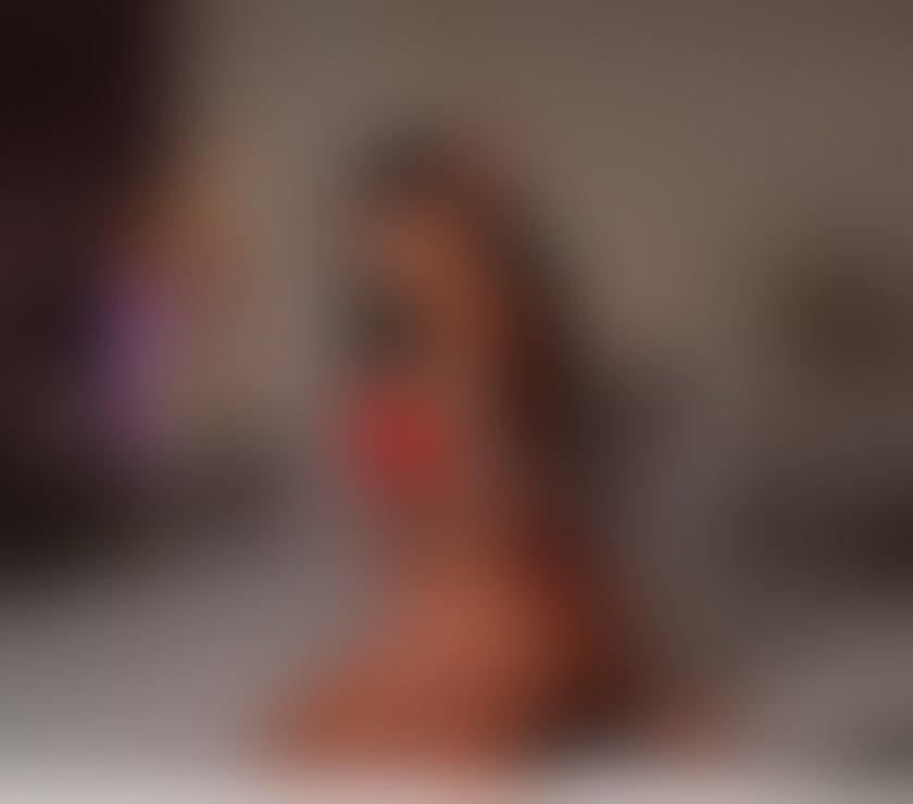 Only Outcall unforgettable moments with a hot girl