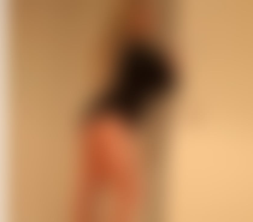 Escorts Greater Manchester Stockport - Photos for Blonde Gabriella curvy model best party girl🥳♥️