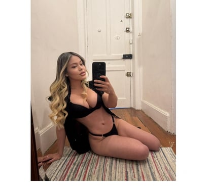 Photos for 🔥👠BEAUTIFUL SWEET GIRL 👠😈 DÉBORA NO RUSH