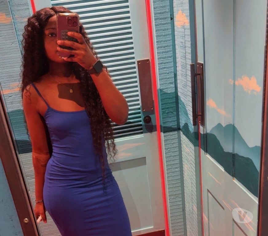 Escorts Greater Manchester Manchester - Photos for Charming & Sensual Lady Offering Intimate Company