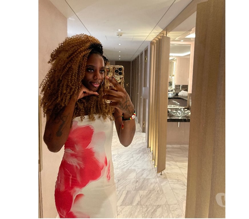 Escorts East London Canary Wharf Station - East London - Photos for Erotic and Exotic Ebony - Syren 👠