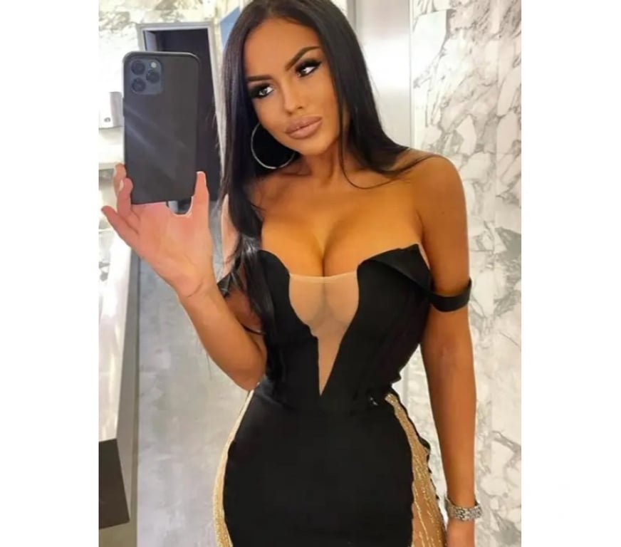 Escorts Essex Thurrock - Essex - Photos for 🥰Welcome in my profile Karla party girl 🥰