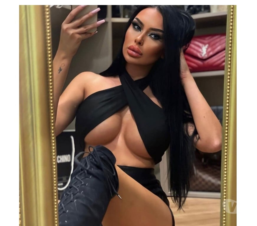 Escorts East London Canary Wharf - East London - Photos for YOUR DREAM GIRL 💗 LONDON