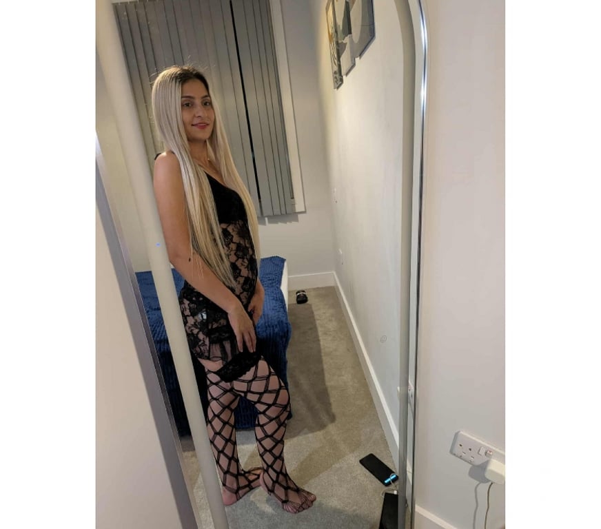 Escorts South East London Abbey Wood - South East London - Photos for Hi, I'm a new brunette in the field, my name is Bella