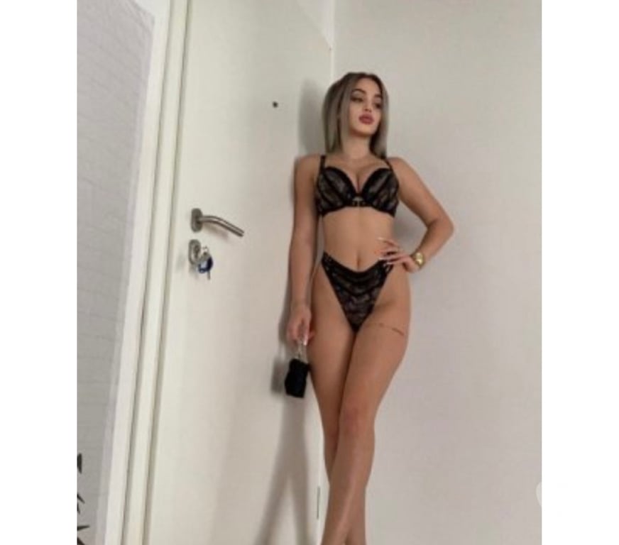 Escorts Cheshire West and Chester Acton Bridge - Cheshire West and Chester - Photos for Hello I’m Ana🥰 I’m new in town 24 hours🥳