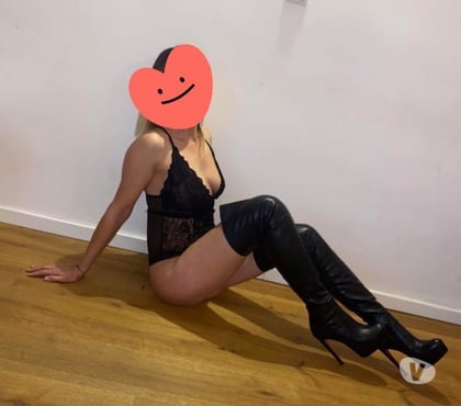 Photos for New party girl ❤️❤️🥳🥳🥳