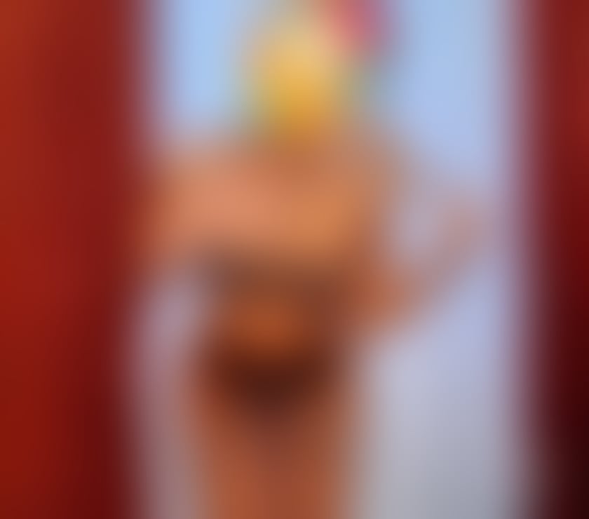 Photos for 🥳❤️Party girl❤️ 🥳give it a try❤️