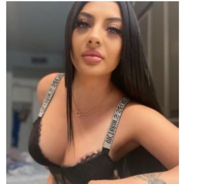 Escorts and Massages Plaistow East London - Photos for 🔞Bombshell Party🥂Call me❤️HORNY GIRL