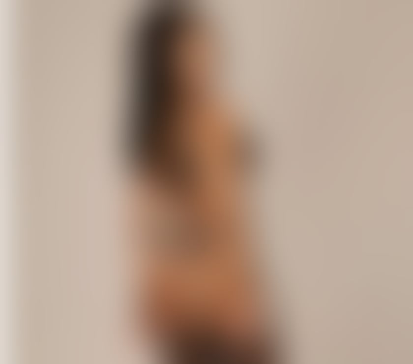 Escorts Halton Runcorn - Halton - Photos for Julia NEW IN TOWN