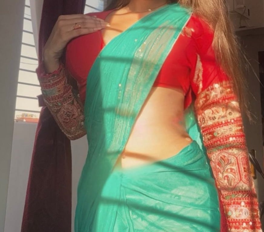 Escorts East London Beckton - East London - Photos for 🥰PROFESSIONAL & ELEGANT INDIAN GIRL AVAILABLE NOW☎️