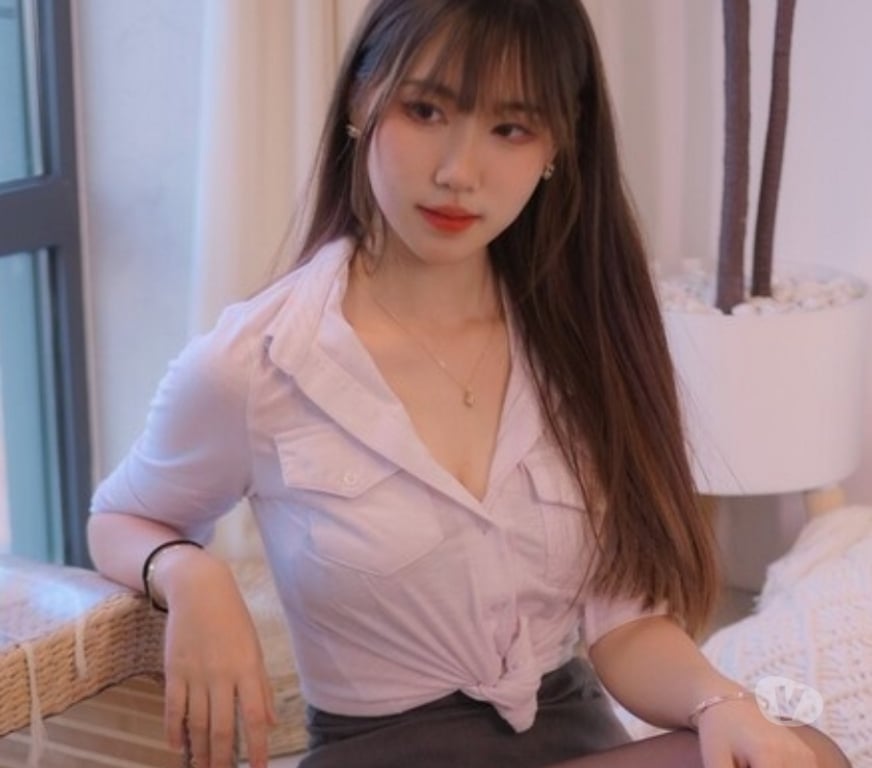 Escorts Surrey Spelthorne - Photos for TW18 ❤️ Japanese VIP Massage & Escort 07748582756