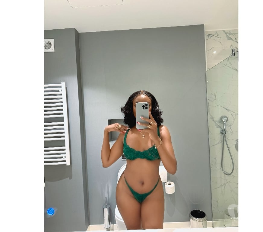 Escorts West Midlands Birmingham - Photos for Beautiful Ebony Companion