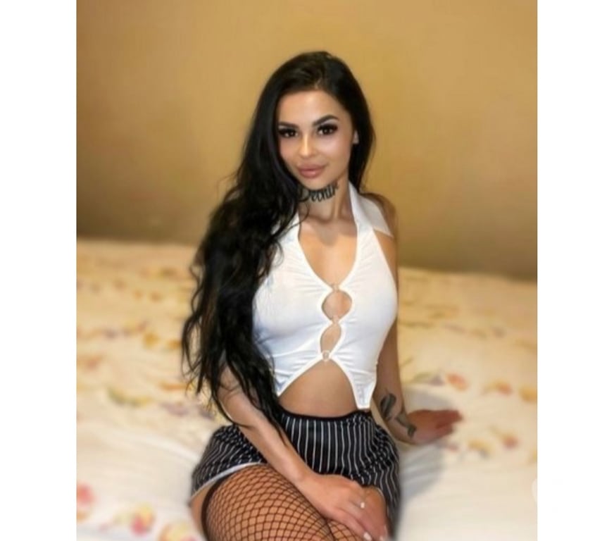 Escorts Derbyshire Derby - Photos for Bruneta Sely, Serbya sexy