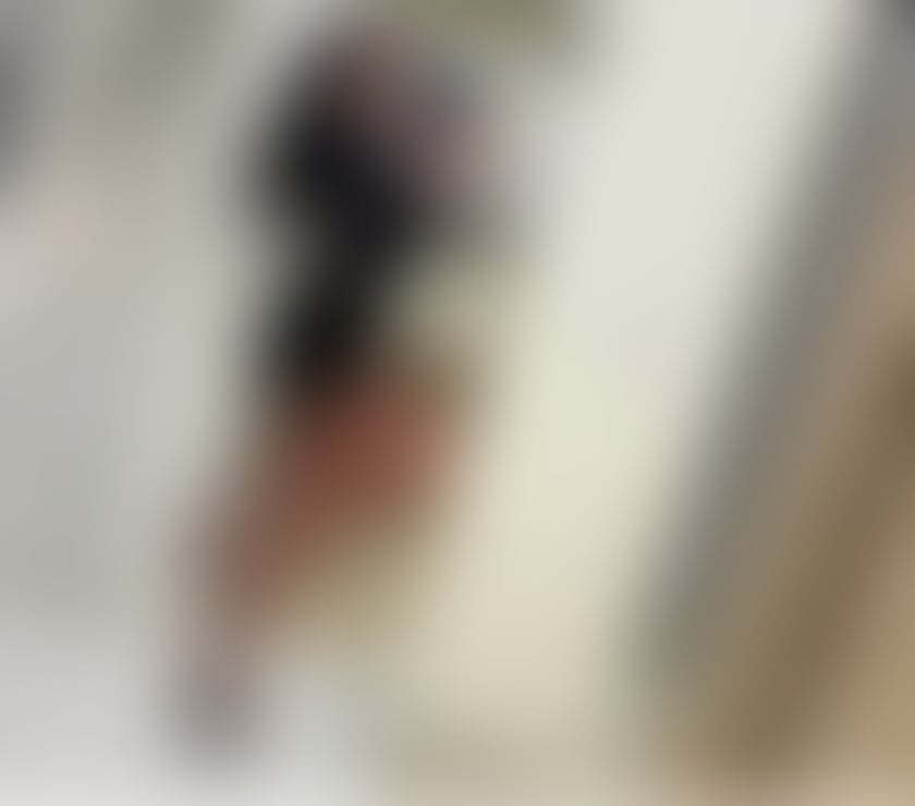 Escorts Somerset Yeovil - Somerset - Photos for BUSTY BRUNETTE-PARTY LADY