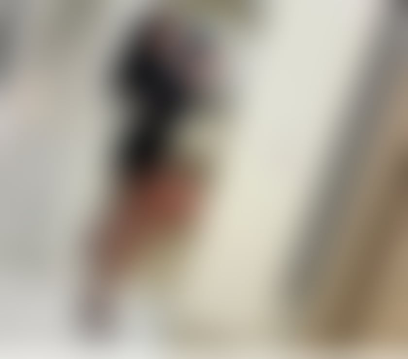 Escorts Moray Elgin - Moray - Photos for BUSTY BRUNETTE-PARTY LADY