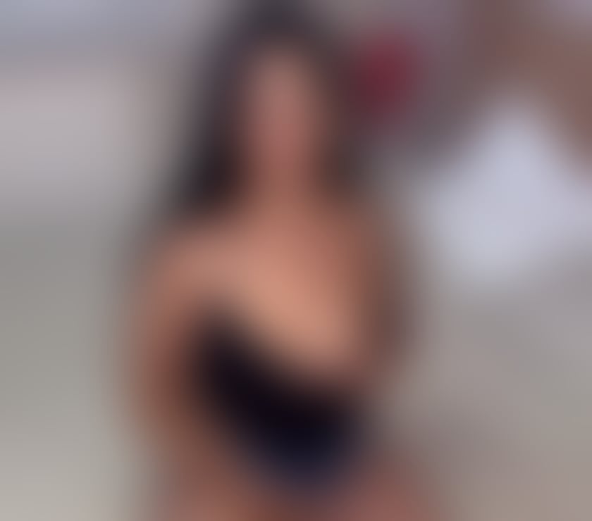 💙hey Elissa ❤️ owo included party girl ❤️