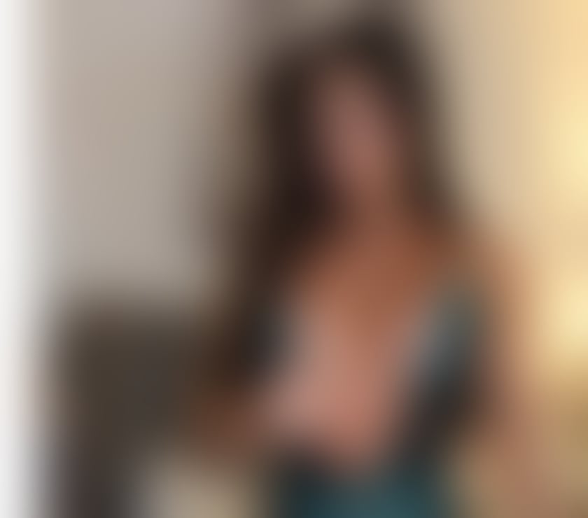 ✨️MAJU PARTY GIRL NEW IN TOWN BRAZILIAN 🇧🇷