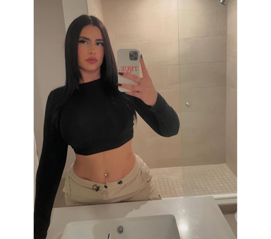 Escorts South East London Bromley - Photos for sweet sarah 🤩🤩your Latin dream 🌸🌸🌸