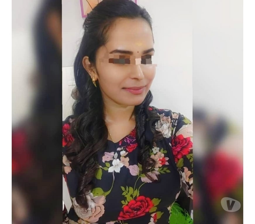 Escorts Brent Wembley - Brent - Photos for South indian Varshini New To Town Centre