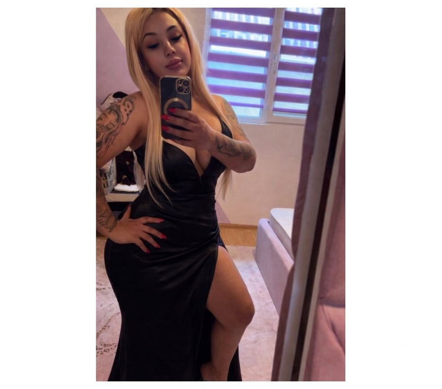 Escorts Somerset Yeovil - Somerset - Photos for Sara 24 party 🥂incall and outcall