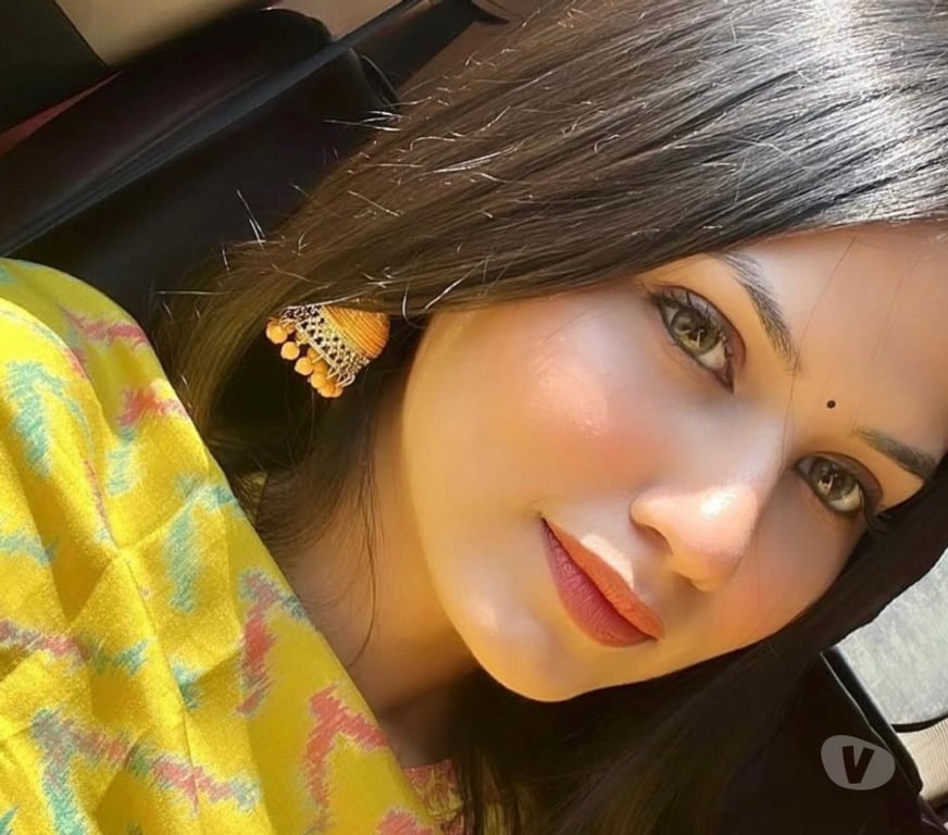 Escorts North London Shoreditch High Street Station - North London - Photos for Elegant & Discreet Companion