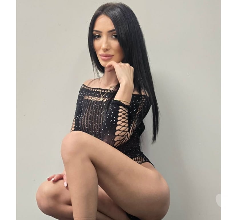 Escorts Hertfordshire North Hertfordshire - Photos for 👑 High-Class Escort for Exclusive Gentlemen