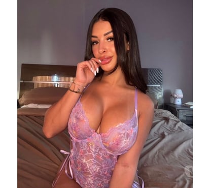 Escorts Watford Town Centre Watford - Photos for Just Arrived , Girl For Partyy , Rosa ! Best Services