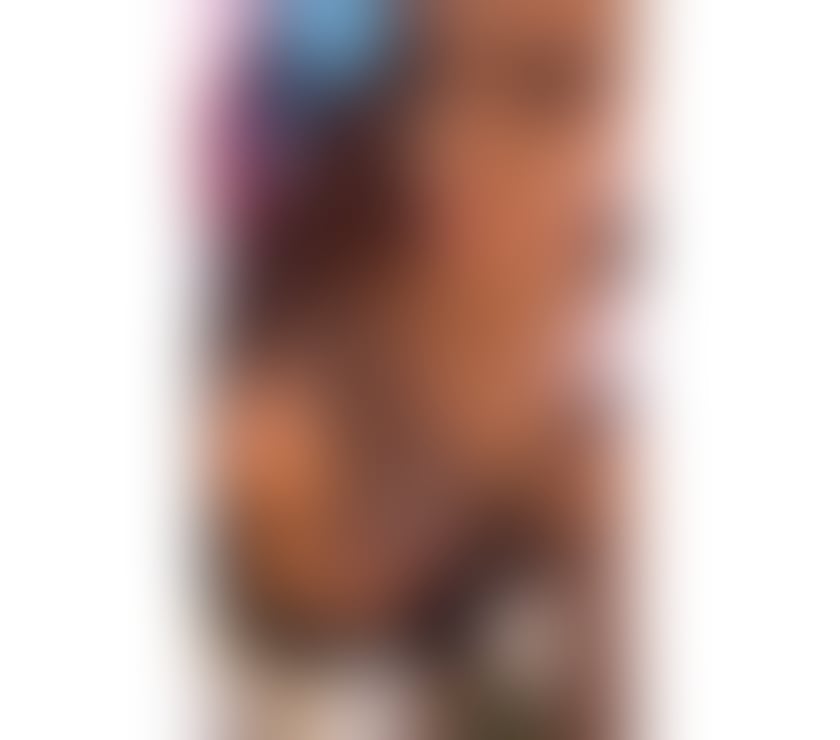 Escorts Ealing Perivale - Ealing - Photos for Sassy curvy redhead party girl