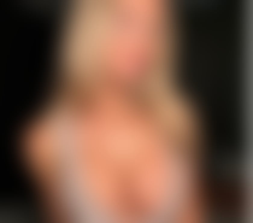 Escorts Hertfordshire Stevenage - Photos for Bella 🥵HOT ESPAÑOLA 🇪🇸PARTY GIRL☎️JUST OUTCALL