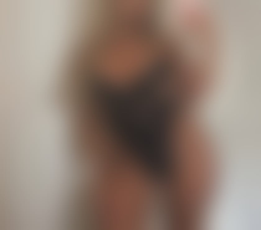 Escorts Surrey Reigate and Banstead - Photos for ONLY here FOR A FEW DAYS❤️PARTY OUTCALL