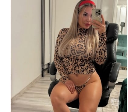 Escorts Brighton Marina Village Brighton - Photos for PARTY GIRL🥂NEW IN TOW BEST SERVICII🫦OUTCALL