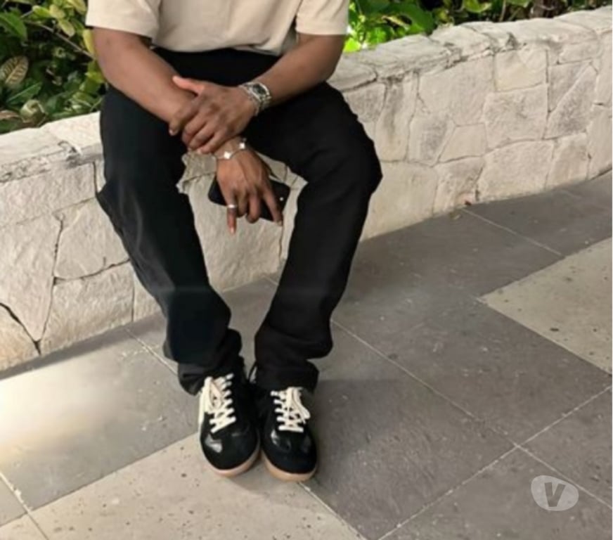 Escorts Norfolk Norwich - Photos for Young black Male looking to female needs