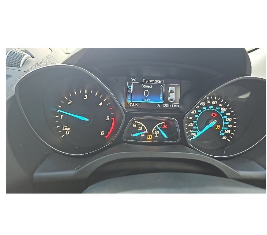 used cars for sale Kent Maidstone - Photos for Ford Kuga 2016 ( ulez free) Spare Repair