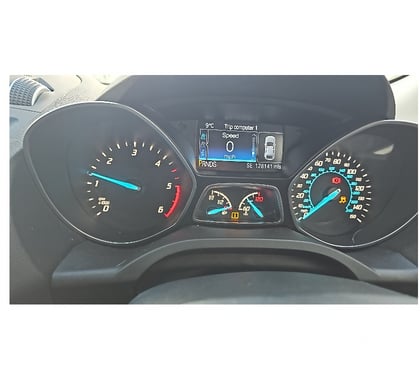 Cars for sale Boxley Maidstone - Photos for Ford Kuga 2016 ( ulez free) Spare Repair