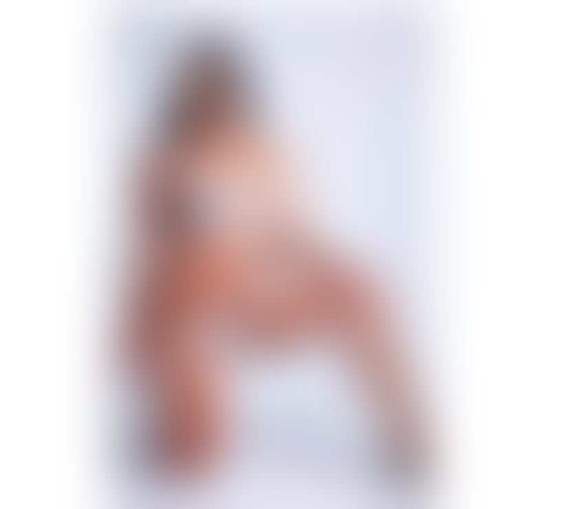 Escorts Bedfordshire Luton - Photos for Hot brunette 🥂