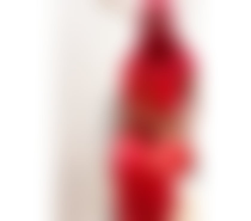 Ebony healing hands🙌🏻 at your service 💞