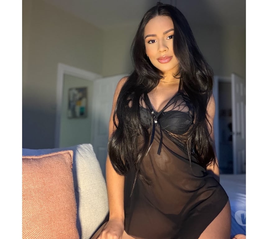 Escorts Edinburgh Edinburgh Airport - Edinburgh - Photos for Emily hot 🥵 100% real 👅🔥🫦 BRAZILIAN 🇧🇷